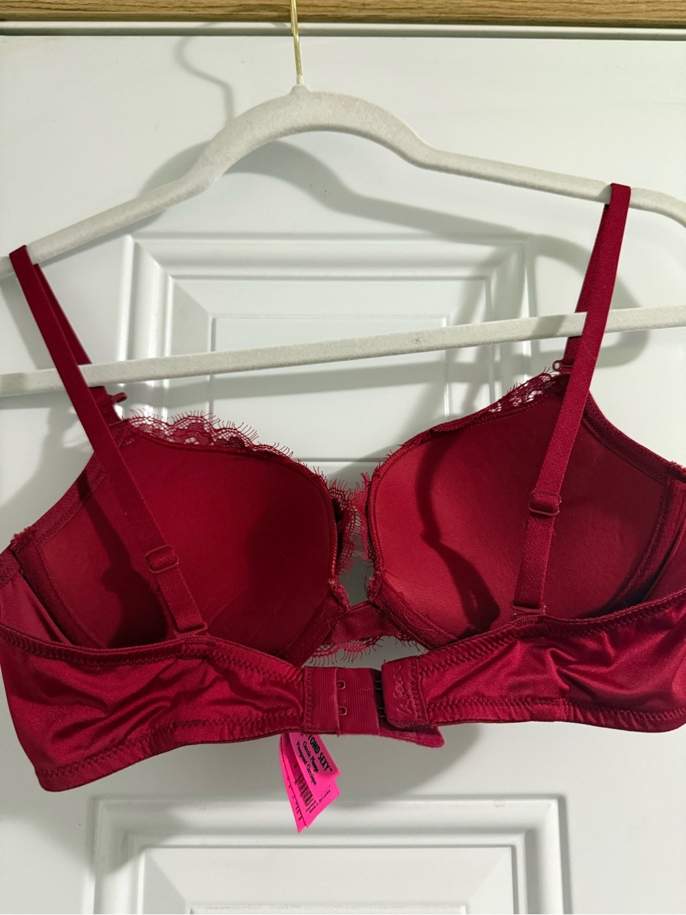 47. La SENZA Red Lace Push-Up Bra with Adjustable Straps 34B - Picture 4 of 9
